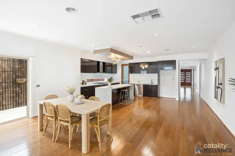 Property photo of 649 Grand Boulevard Mickleham VIC 3064