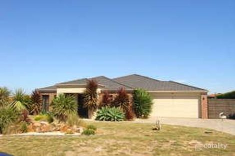 11 Lynn Cl, Mornington, VIC 3931