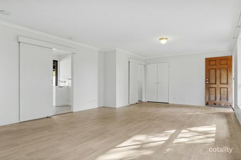 Property photo of 2 Day Place Sandstone Point QLD 4511