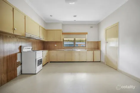 Property photo of 78 Duncans Road Werribee VIC 3030