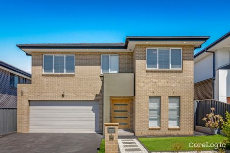 Property photo of 18 Flying Avenue Middleton Grange NSW 2171