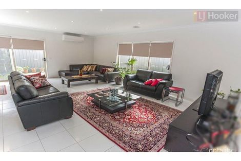Property photo of 14 Honour Street Craigieburn VIC 3064