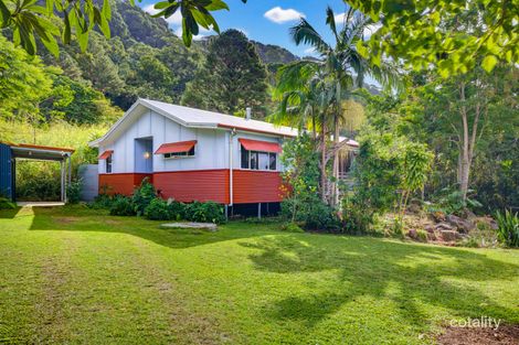 2 Spring Gardens Ct, Hunchy, QLD 4555