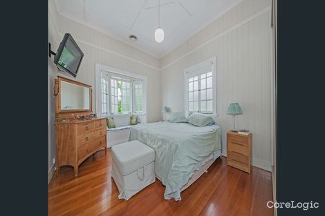 Property photo of 90 Bennetts Road Camp Hill QLD 4152