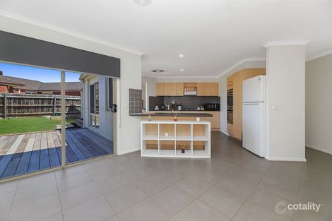 Property photo of 58 Dunvegan Drive Kurunjang VIC 3337