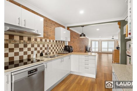 Property photo of 2/89 Old Bar Road Old Bar NSW 2430