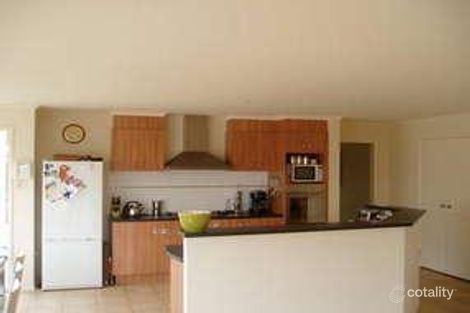Property photo of 1 Epsom Place Caroline Springs VIC 3023