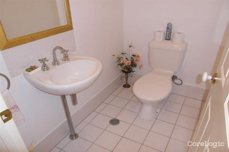 Property photo of 106-108 Cotlew Street East Southport QLD 4215