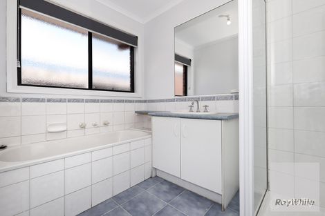 Property photo of 5 Glama Court Roxburgh Park VIC 3064