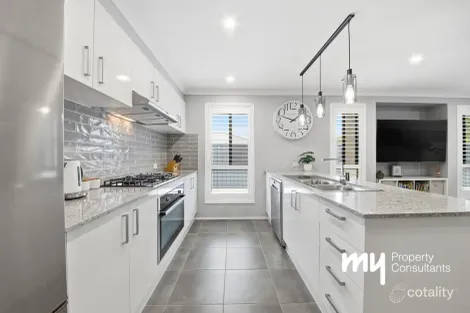 Property photo of 7 Cecilia Place Thirlmere NSW 2572