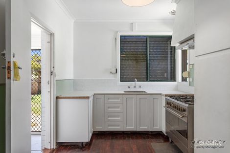 11 Mudalla Way, Koongamia, WA 6056