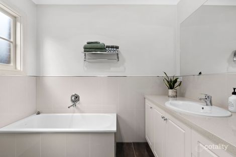 Property photo of 19 Maidie Street Highton VIC 3216