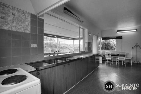 Property photo of 73-75 Hughes Road Blairgowrie VIC 3942