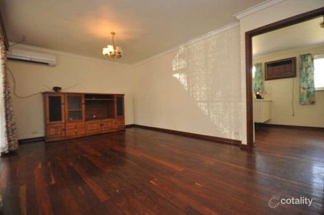 Property photo of 17 Parmelia Way Bassendean WA 6054