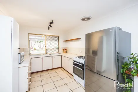 Property photo of 16B Petrel Close Beldon WA 6027