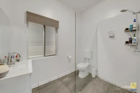 Property photo of 17 Raglan Street Mount Larcom QLD 4695