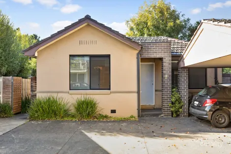 Property photo of 2/65 Ballarat Road Footscray VIC 3011