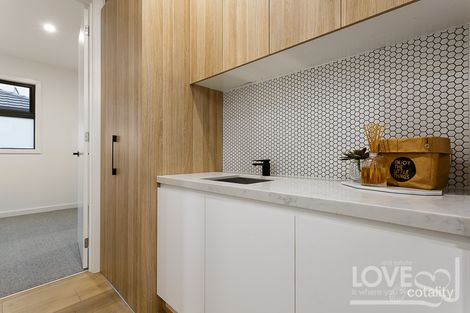 Property photo of 4/304 Rossmoyne Street Thornbury VIC 3071