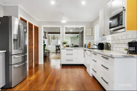 Property photo of 1 Glenealy Street Bracken Ridge QLD 4017