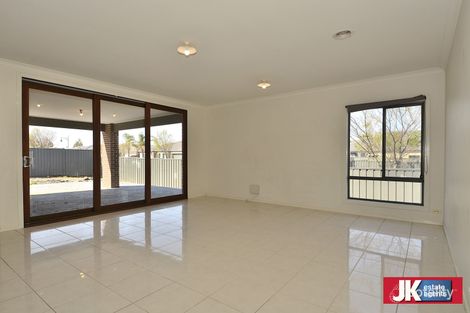 Property photo of 117 Kinglake Drive Manor Lakes VIC 3024