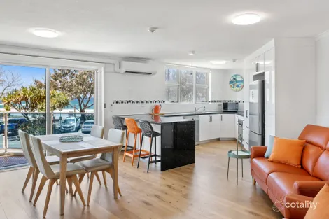 Property photo of 4/26 The Esplanade Surfers Paradise QLD 4217