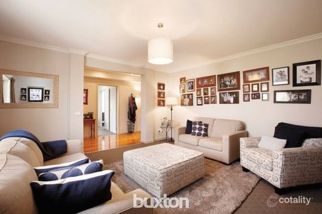 Property photo of 32 Alfredton Drive Alfredton VIC 3350