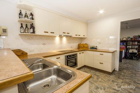Property photo of 14 Stehbens Drive Kepnock QLD 4670