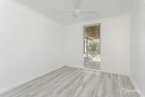 Property photo of 24 Kennion Crescent Para Hills West SA 5096
