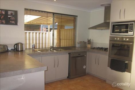 Property photo of 31 Mitra Loop Bennett Springs WA 6063