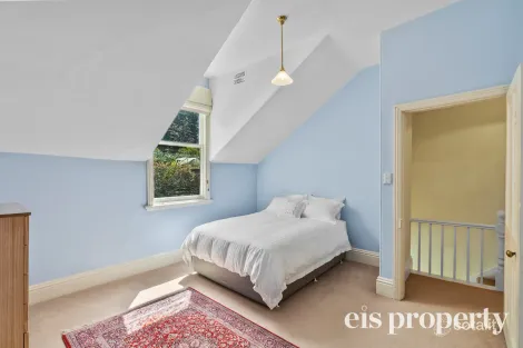 Property photo of 39 Quayle Street Sandy Bay TAS 7005