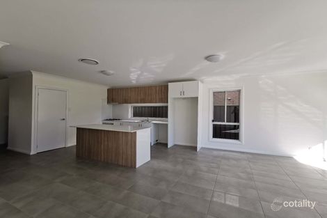 17 Foliage St, Tallawong, NSW 2762