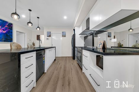 Property photo of 8 Noah Road Clyde North VIC 3978