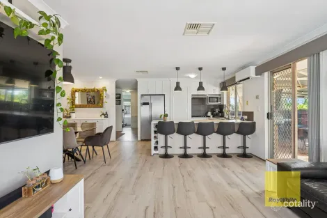 Property photo of 21 Newbold Place Jane Brook WA 6056