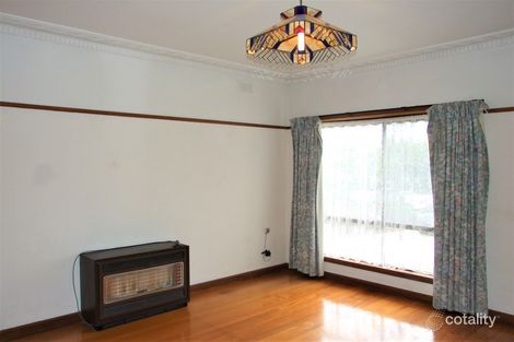 Property photo of 17 Cross Street Newborough VIC 3825