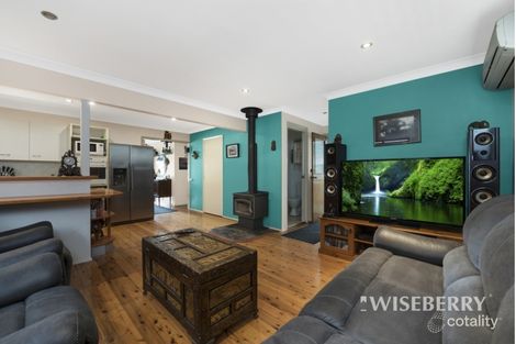 Property photo of 6 Emerald Place Berkeley Vale NSW 2261