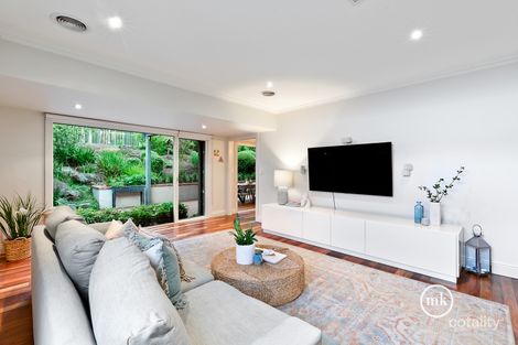 16 Diosma Rd, Eltham, VIC 3095