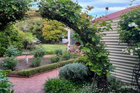 Property photo of 4 Yougenup Road Gnowangerup WA 6335