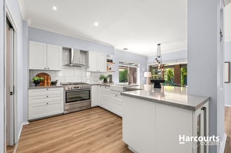 Property photo of 21 The Parkway Pakenham VIC 3810