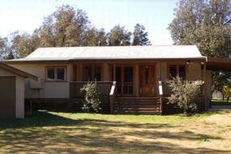 223 Annetts Pde, Mossy Point, NSW 2537