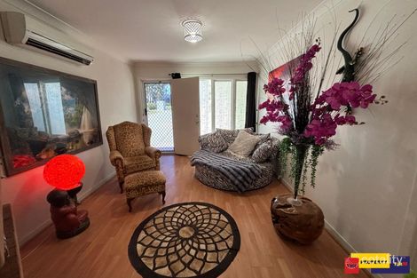 Property photo of 38 Stebbing Way Girrawheen WA 6064