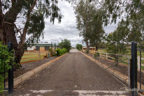 751 Gnangara Rd, Lexia, WA 6079