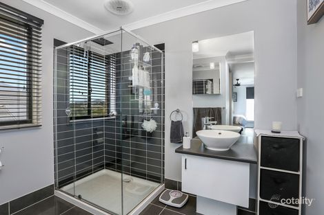 Property photo of 8 Eastlakes Boulevard Lara VIC 3212