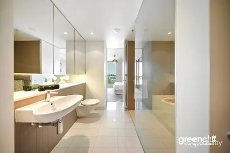 Property photo of 802/3 Sterling Circuit Camperdown NSW 2050