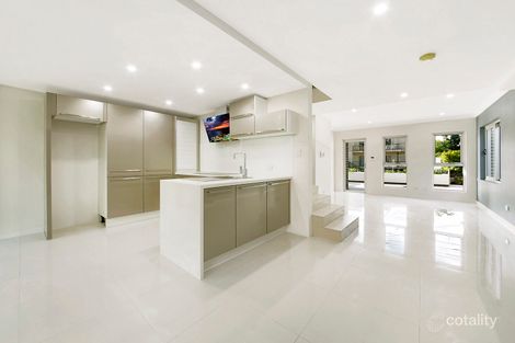 Property photo of 39 Doris Street Picnic Point NSW 2213