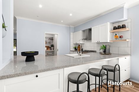 Property photo of 21 The Parkway Pakenham VIC 3810