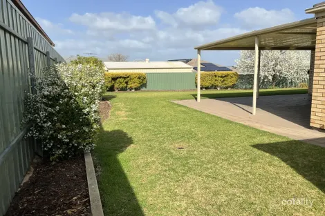 Property photo of 32 Osprey Parade Hewett SA 5118