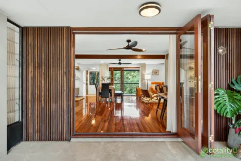 Property photo of 21 Whiteside Road Whiteside QLD 4503