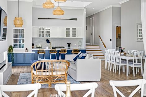 Property photo of 24 Hopwood Close Catherine Hill Bay NSW 2281