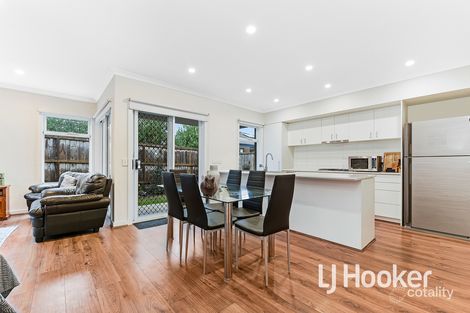 Property photo of 7 Hendrix Street Cranbourne East VIC 3977