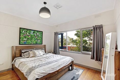 Property photo of 1 Margaret Street Ringwood VIC 3134